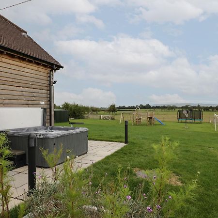Hallgarth Farm Holiday Lodge Pershore Eksteriør bilde